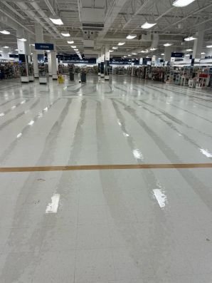 Before & After Commerical Floor Cleaning in Leesburg, VA (7)