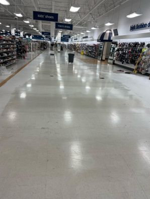 Before & After Commerical Floor Cleaning in Leesburg, VA (5)