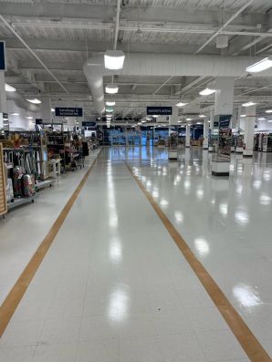 Before & After Commerical Floor Cleaning in Leesburg, VA (8)